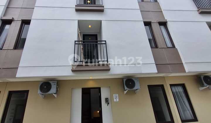 Kost Eksklusif BSD Mozia - Full Furnished, Sudah Full, Auto Income, SHM!