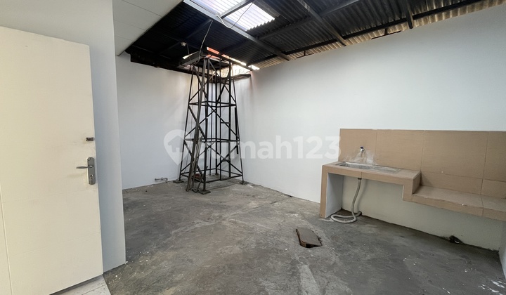 Kopo Indah 3 Park Block E Tiger Statue Ready to Occupy 2