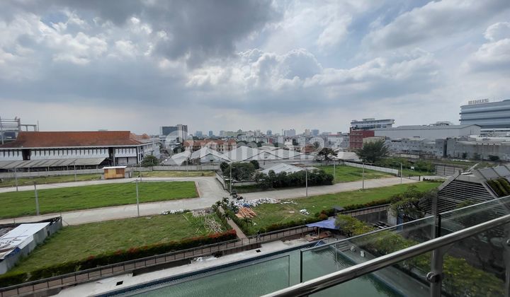 Di Jual Landmark Residence 2 Bedroom View City And Pool Jarang Ada! Semi Furnised Best Deal! 2