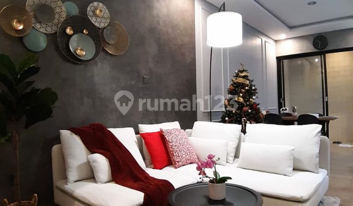 Unit 7X15 Side and Garden Facing at Jgc 2