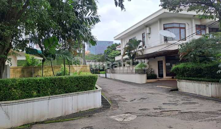 Semi-Furnished House with Swimming Pool - Near Tb Simatupang 2