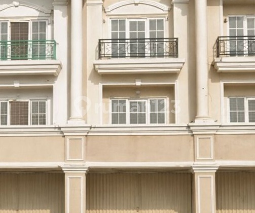 Nego Sampai Deal! Ruko 3 Lantai Harapan Indah