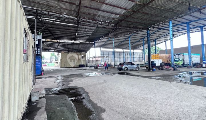 Gudang + Kantor Multiguna untuk Bisnis dan Komersial di Tambun