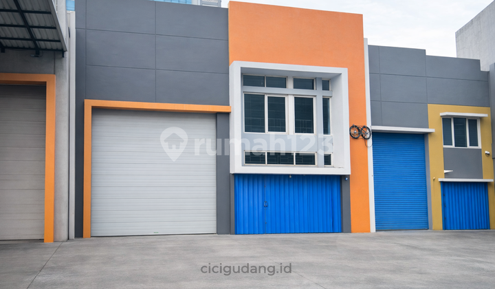 Warehouse Renovated Full + Office in Bizpark 2 Cakung Warehouse Renovated Full + Office in Bizpark 2 Cakung