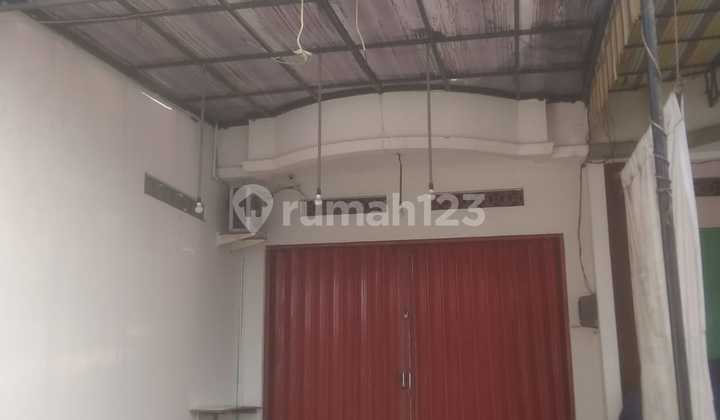 For Rent: Shophouse Near the Marlin Fish Statue in Harapan Baru Bekasi 1