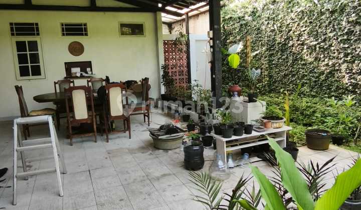 Rumah Luas & Bangunan 1.5 Lantai di Jl Rtm Kelapa Dua Depok 2