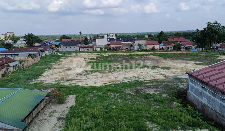 Tanah 1 Ha dan Ruko Hitam 2 Pintu Tanah 1 Ha dan Ruko Hitam 2 Pintu