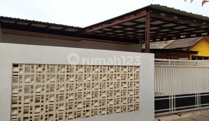 Second House for Sale Fast Strategic Near Toll and Kp Sugutamu Station Sukmajaya Depok 2