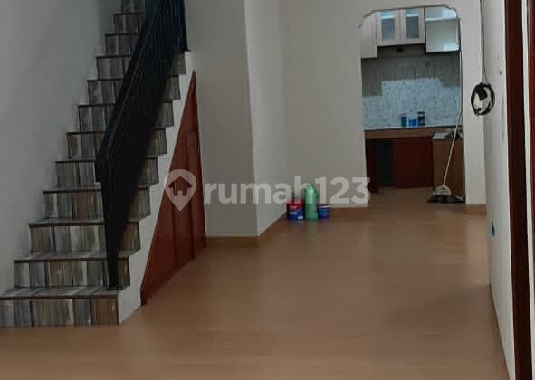 Rumah Second Dijual Siap Huni dan Jual Cepat Cimanggis Depok 2