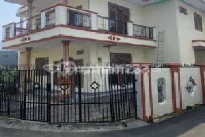 House for Sale Ready to Occupancy Strategic Level Beji Depok