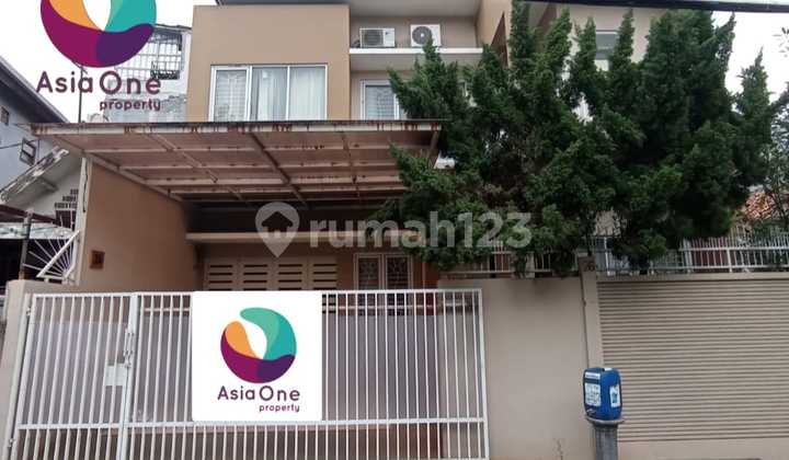 2-Story Serene Semi-Furnished House in Rawamangun