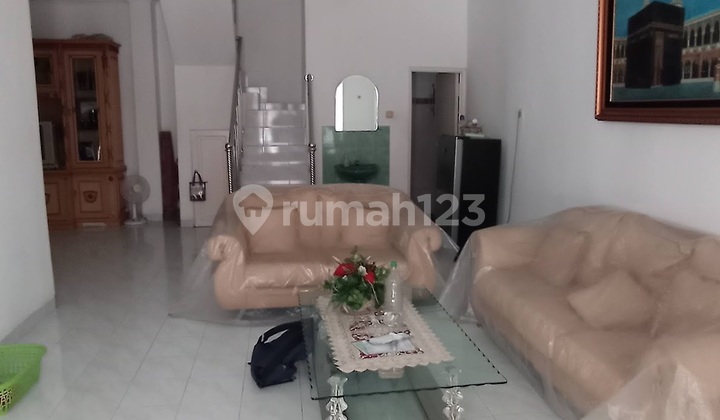 Rumah Rapi 2 Lantai Siap Huni di Kayu Putih 2