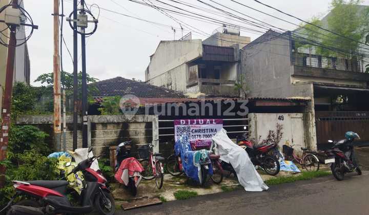 Rumah Lokasi Strategis di Pulomas Barat