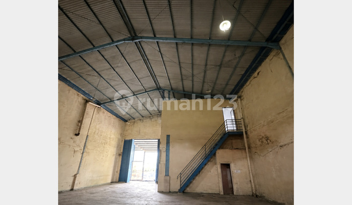 Disewakan Gudang 400M² Pinggir Jalan Raya Bayur Sepatan | Akses Kontainer 20-40 Feet