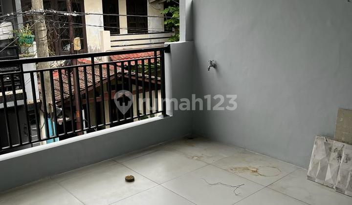 Dijual Rumah 2 Lantai di Sawah Baru, Ciputat Tangerang Selatan 2