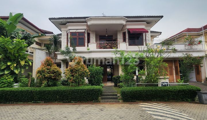 Luxury House for Sale in Pondok Labu 2