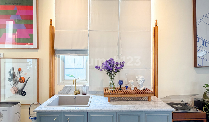 Bebas Banjir, Rumah Modern , 2 Lantai, SHM, Siap Huni 2