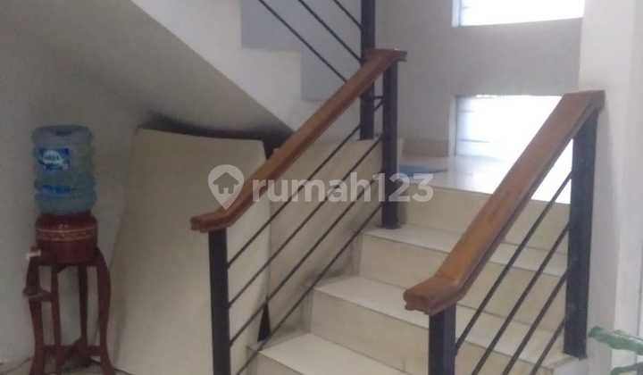 Ruko 2 Lantai Area Renon Ruko 2 Lantai Area Renon