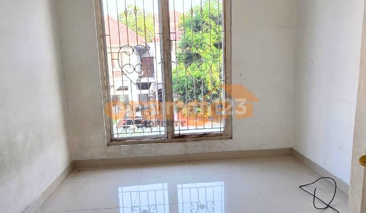 Di Jual Rumah 2 Lantai Siap Huni di Legenda Wisata Cibubur Di Jual Rumah 2 Lantai Siap Huni di Legenda Wisata Cibubur