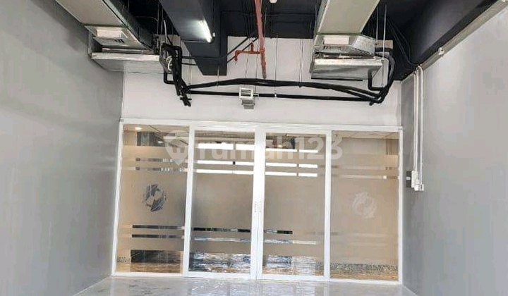 Office Tower Ciputra World Surabaya