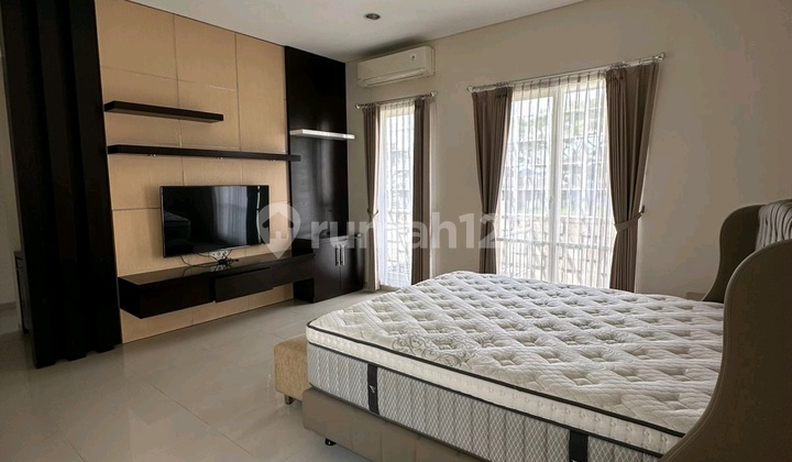 Furnished Luxury House Citraland Utama West Surabaya 2