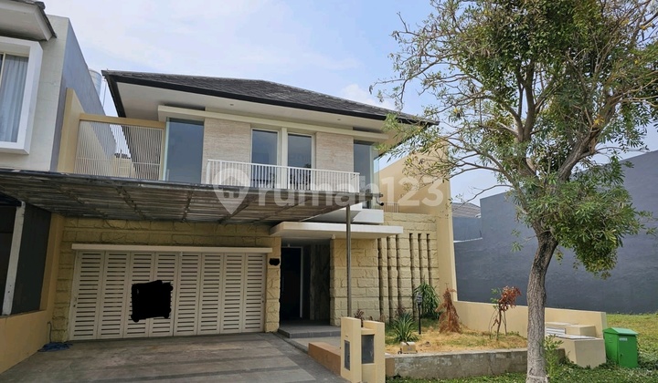 Modern House Ready to Occupy Royal Residence Wiyung West Surabaya Modern House Ready to Occupy Royal Residence Wiyung West Surabaya