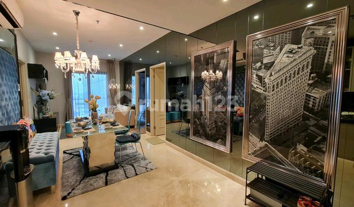 The Peak Tunjungan Plaza