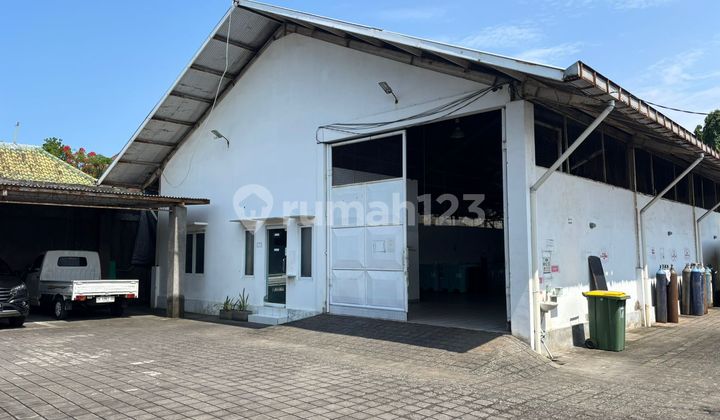 Warehouse for Sale by the Sea with IMB/PBG Legality, Location on Jl Mahardika Benoa Warehouse for Sale by the Sea with IMB/PBG Legality, Location on Jl Mahardika Benoa