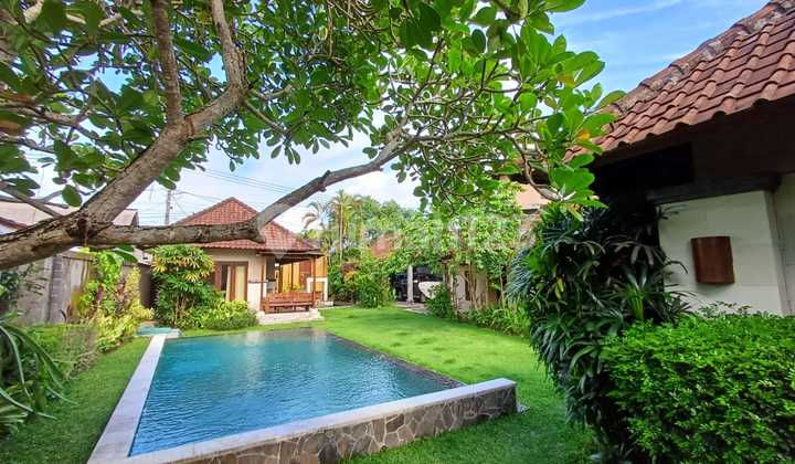 Dijual Villa Lantai 1 dengan View Sawah di Jalan Cekomaria Denpasar Utara Dijual Villa Lantai 1 dengan View Sawah di Jalan Cekomaria Denpasar Utara