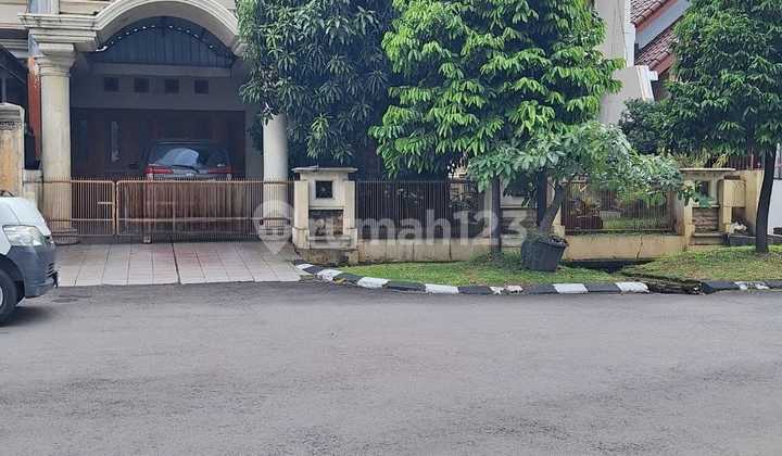 Rumah Terawat Kemang Pratama 3 Bebas Banjir Dekat dengan Tol