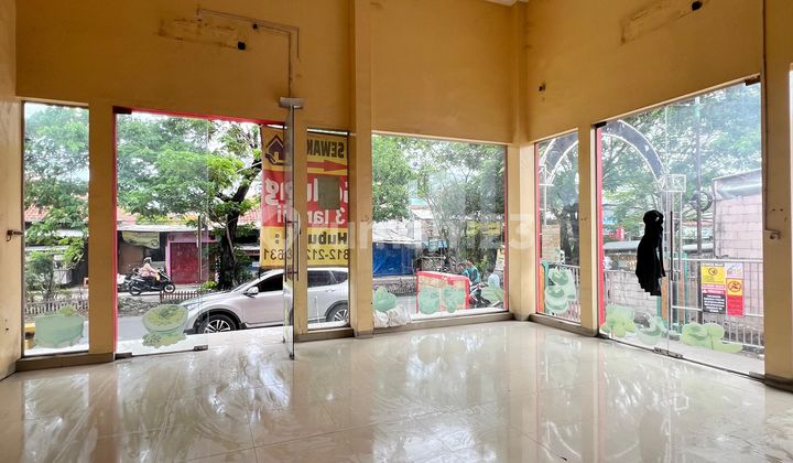 Flood-Free, 3 Floors, Near Shopping Center, 2