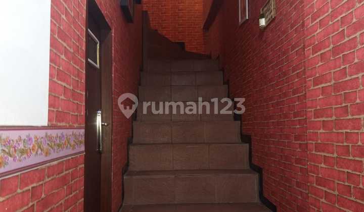 Dijual Ruko Strategis dan Komersial, Jl. Wijaya 1 Kby Baru Jakarta Selatan