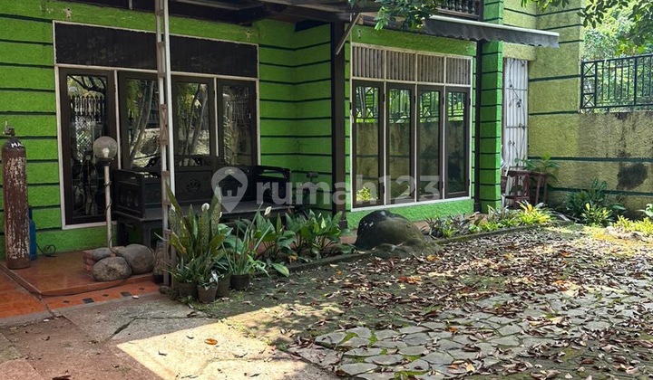 Rumah 2 Lantai Siap Huni - Dekat Pintu Tol di Cibubur! Rumah 2 Lantai Siap Huni - Dekat Pintu Tol di Cibubur!