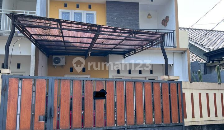Rumah 2 Lantai Furnished Siap Huni! di Jatinranggon Kota Bekasi Rumah 2 Lantai Furnished Siap Huni! di Jatinranggon Kota Bekasi