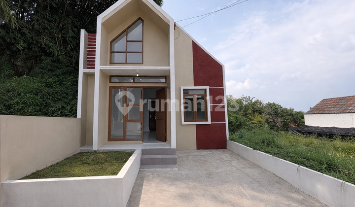 Rumah Siap Huni Cileunyi bisa KPR & Cicil, Dekat Tol & Kampus Ipdn