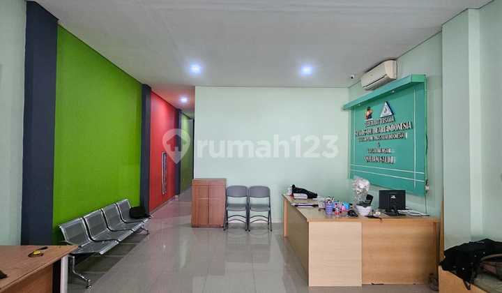 Ready-to-Occupy Shop House Near Green Lake. West Jakarta 2