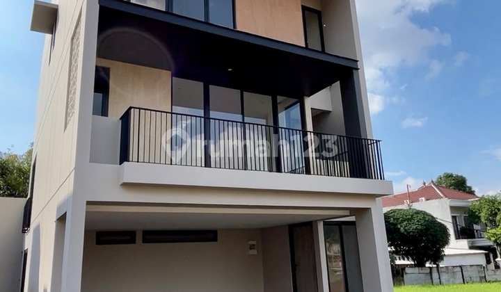 Rumah Premium Design Minimalis Modern, Sangat Strategis