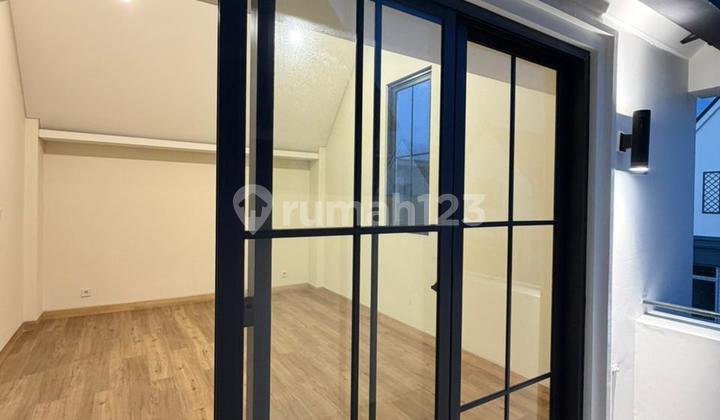 8X15 Cluster Louise Gading Serpong, 3 Lantai, 7Ac 2