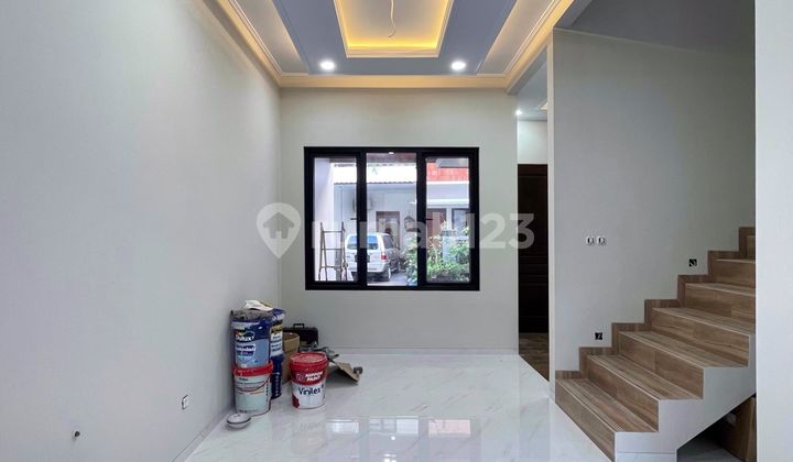 Rumah Baru Modern Minimalis Dalam Cluster di Jagakarsa 2