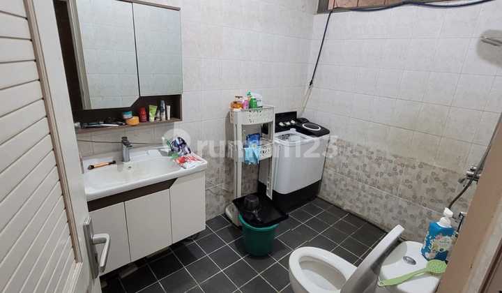 Dijual Rumah 2 Lantai di Taman Golf Modernland 4+1Kt Siap Huni 2