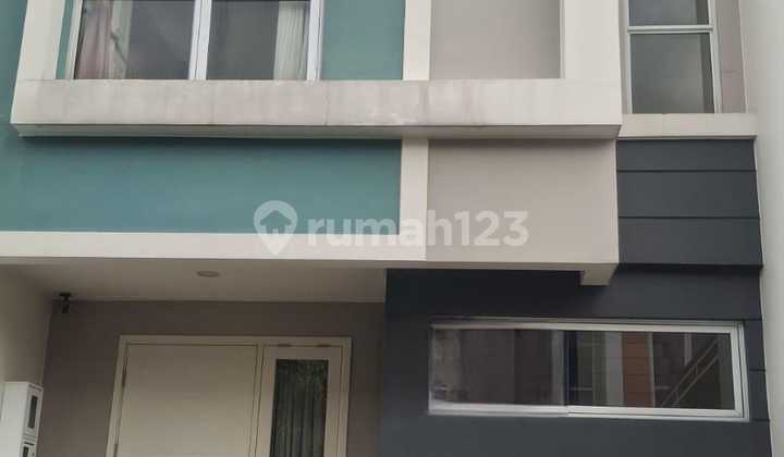 For Sale Cheap House in Agnesi Cluster Gading Serpong 2 Floors