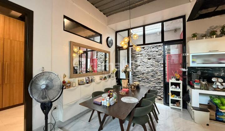 Dijual Rumah 2 Lantai Luas Nyaman Siap Huni di Nusaloka BSD City 2