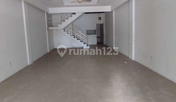 3-Storey Linked Shophouse Permata Lippo Karawaci Ready to Occupy Strategically Located 2