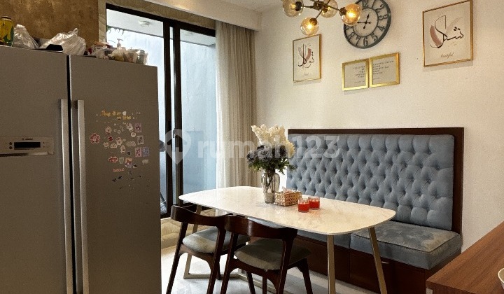 Rumah Modern Interior Cantik - Full Furnished & Terawat di Grand Trevista Rempoa 2