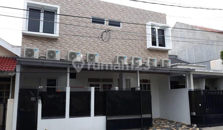 Best Deal! Quick Sale Fully Furnished Boarding House Fully Occupied Ready for Investment in Bintaro Jaya Sector 5 1