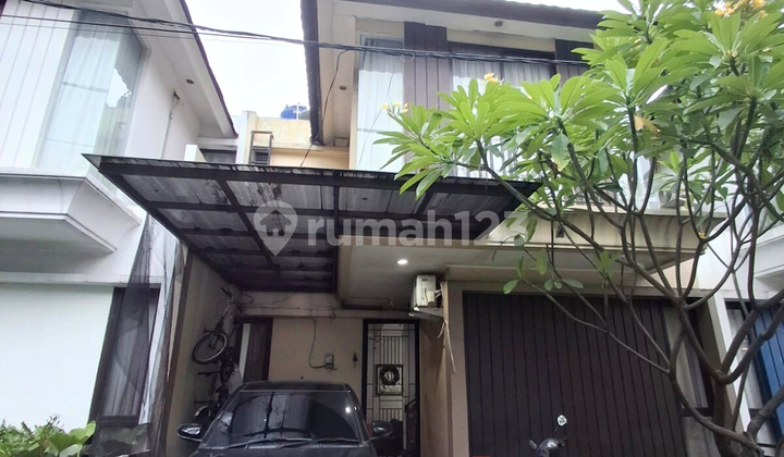 Rumah Cantik Modern Minimalis Cocok untuk Pasangan Muda Dalam Cluster Akses Dekat ke Stasiun