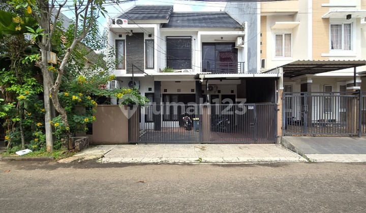 Quick Sale Fully Occupied Boarding House Strategic Location Near Campus and Commercial Area in Bintaro Sector 5 2