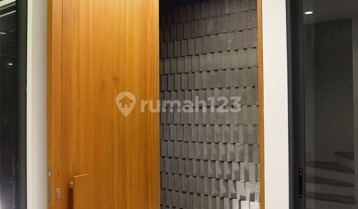 Ready-to-Occupy Modern Minimalist Industrial House in a Cluster at Bintaro Pesanggrahan, South Jakarta 2
