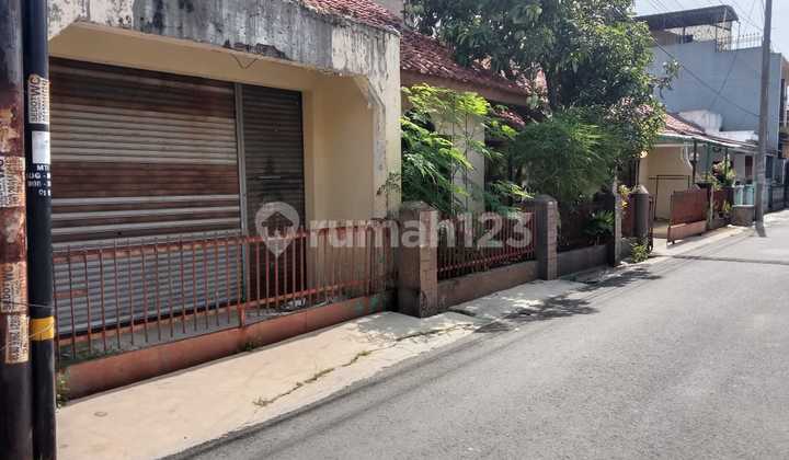 Rumah Jalan Lebar di Margahayu Raya, Bandung 2