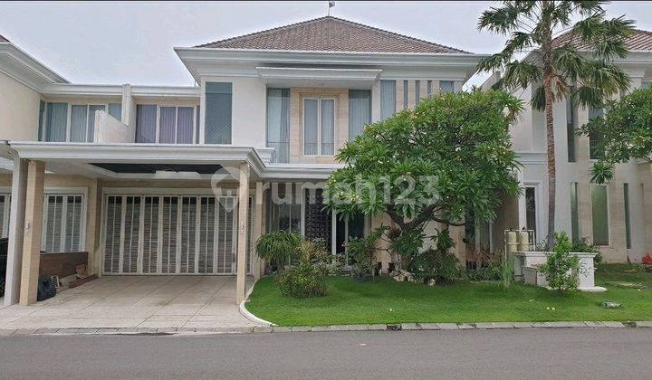 Lariz Ville, Pakuwon Indah